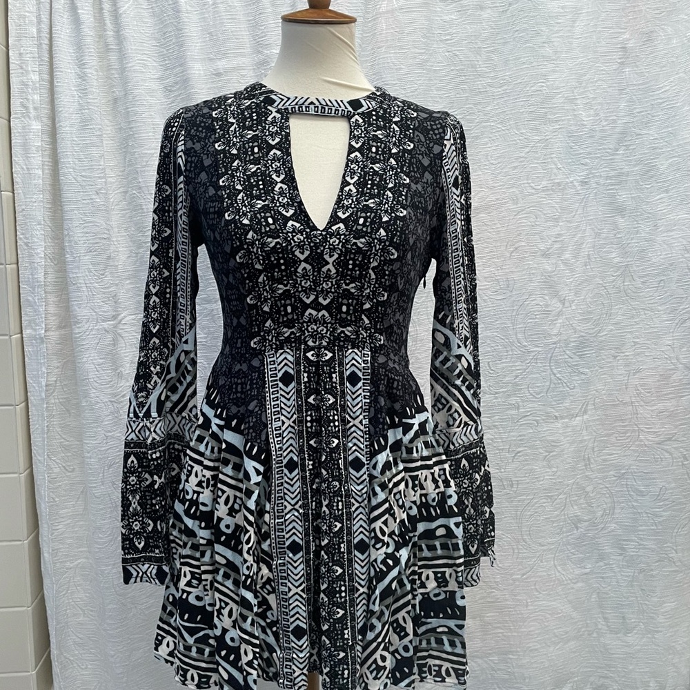 Free People Black & White Long Sleeve Patterned Dress